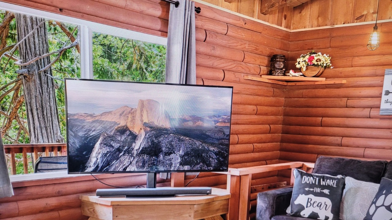 Photo of Livingroom in Phoenix Lake-Cedar Ridge