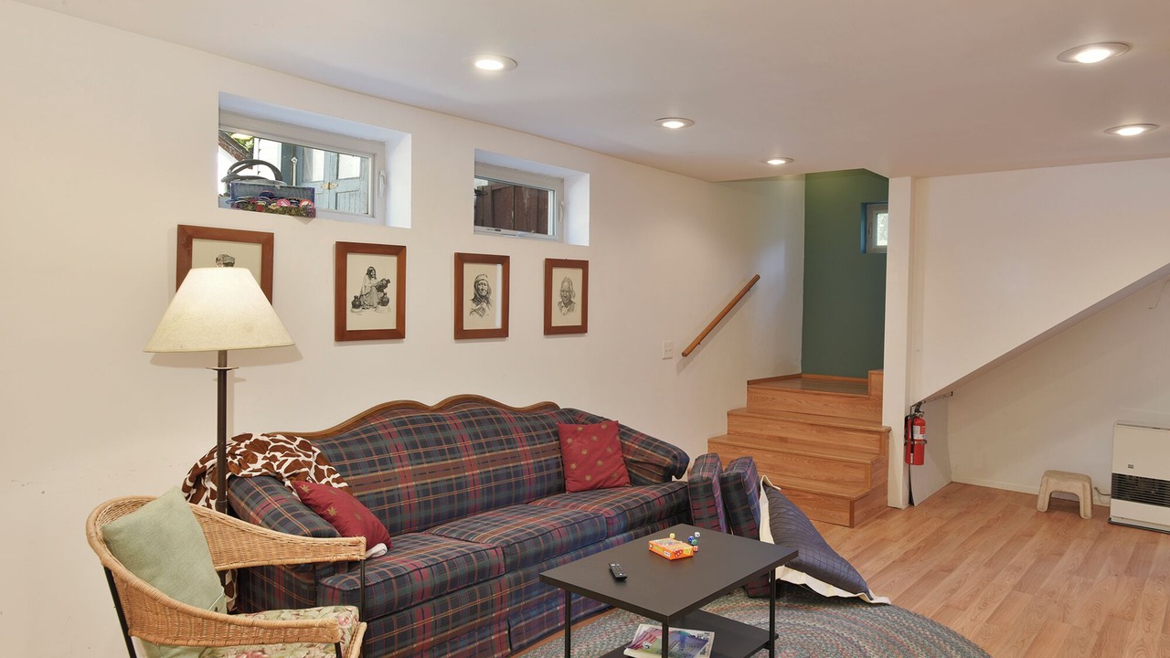 Photo of Livingroom in Dunsmuir
