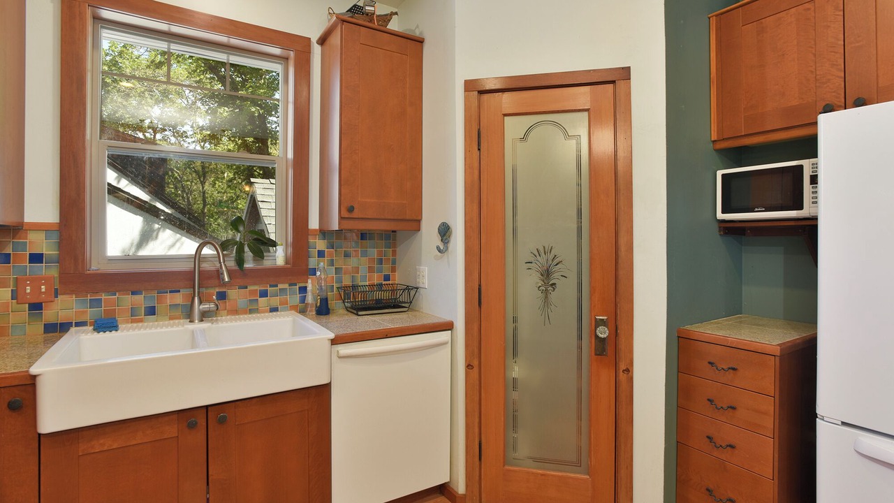 Photo of Kitchen in Dunsmuir