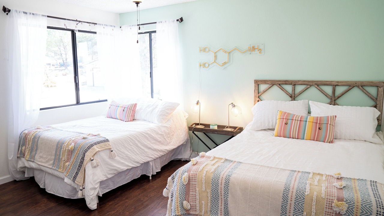 Photo of Bedroom in Oak Shores