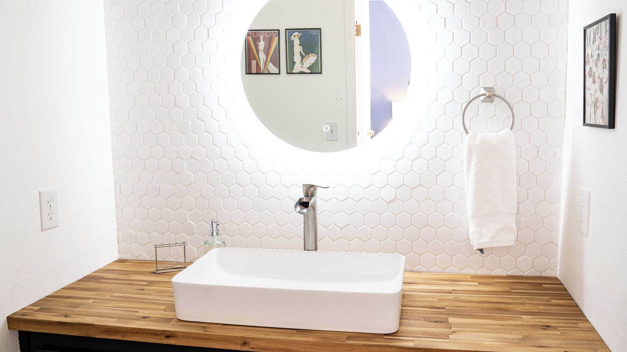 Photo of Bathroom in Oak Shores