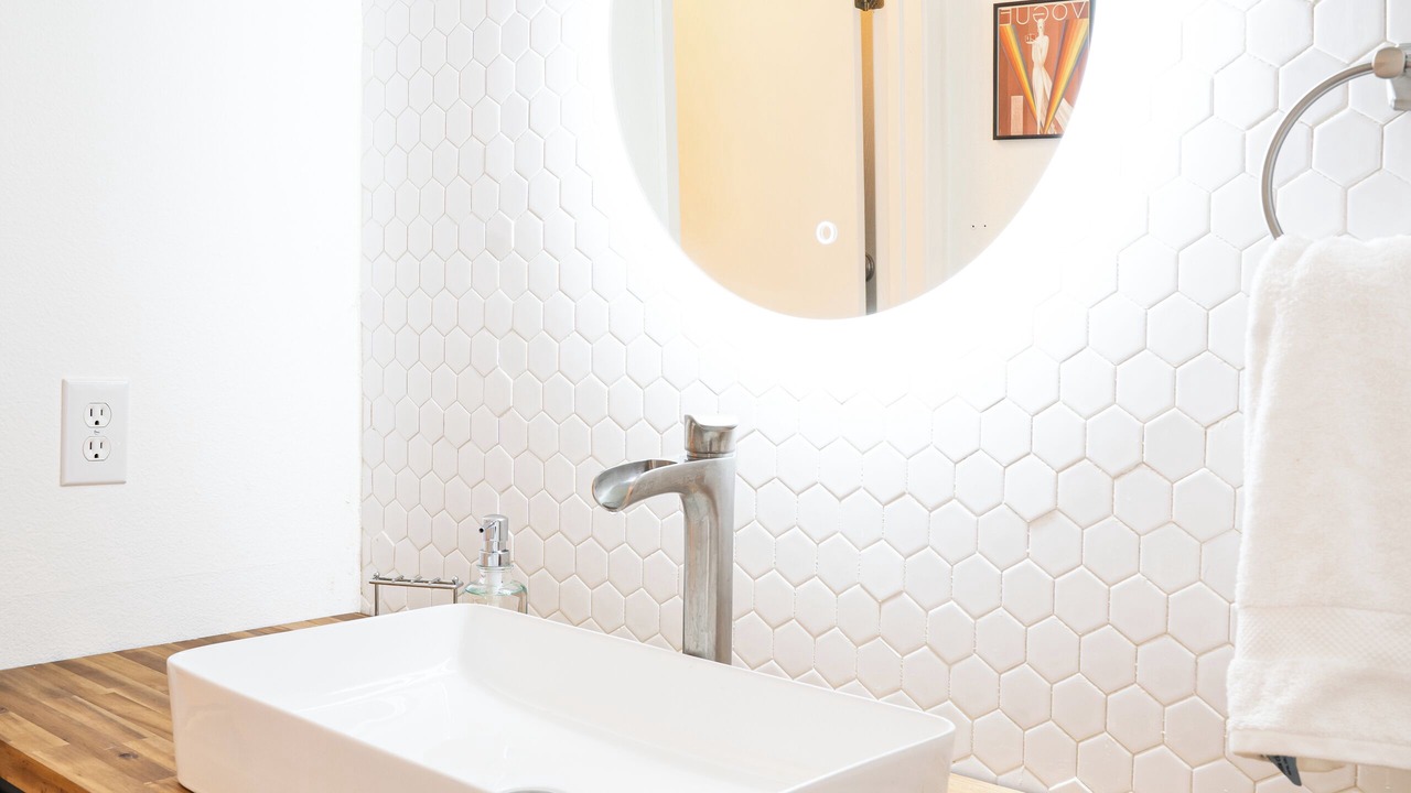 Photo of Bathroom in Oak Shores
