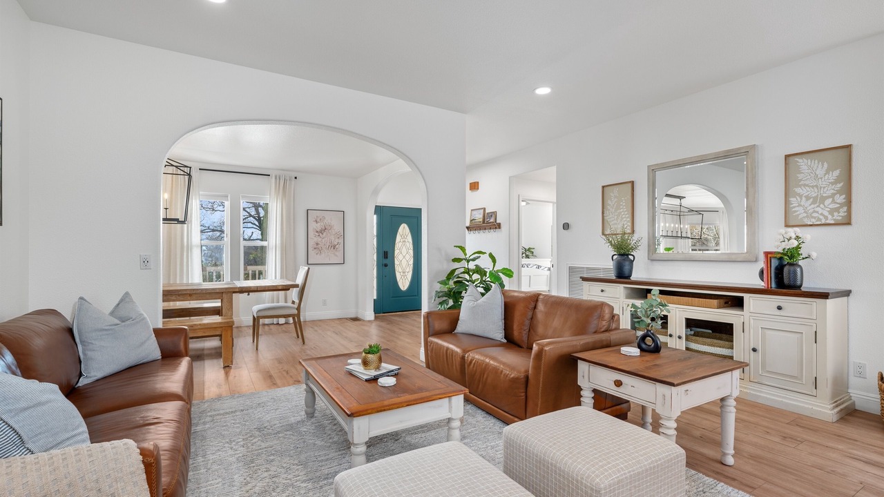 Photo of Livingroom in Atascadero