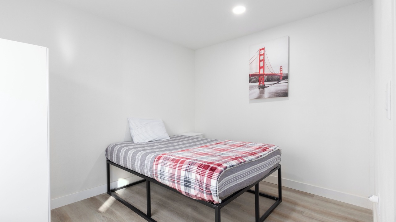 Photo of Bedroom in Mira Mesa