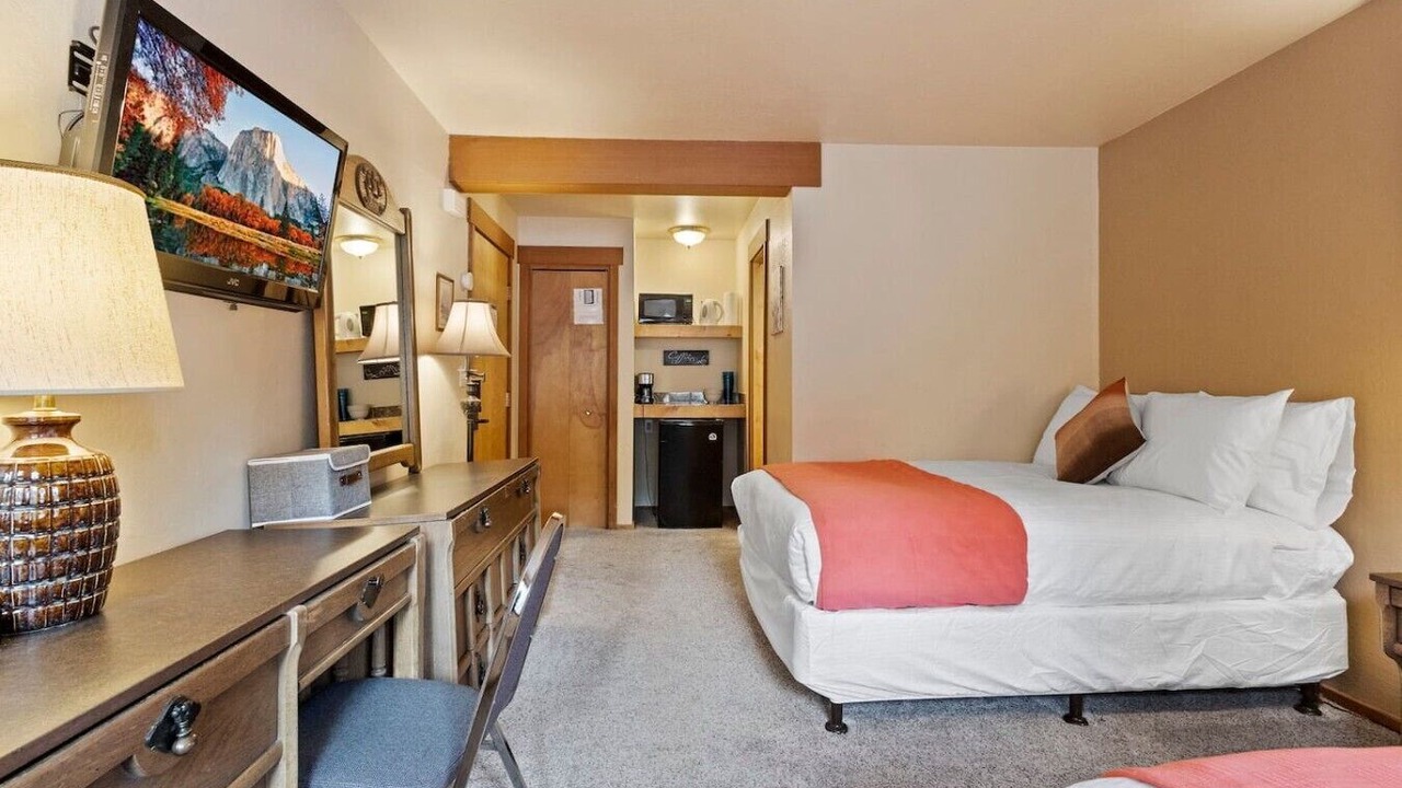 Photo of Bedroom in Tahoe Woods
