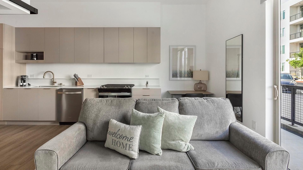 Photo of Livingroom in Spring Valley