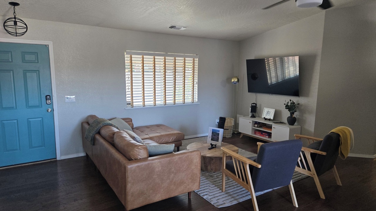Photo of Livingroom in Cottonwood-Verde Village