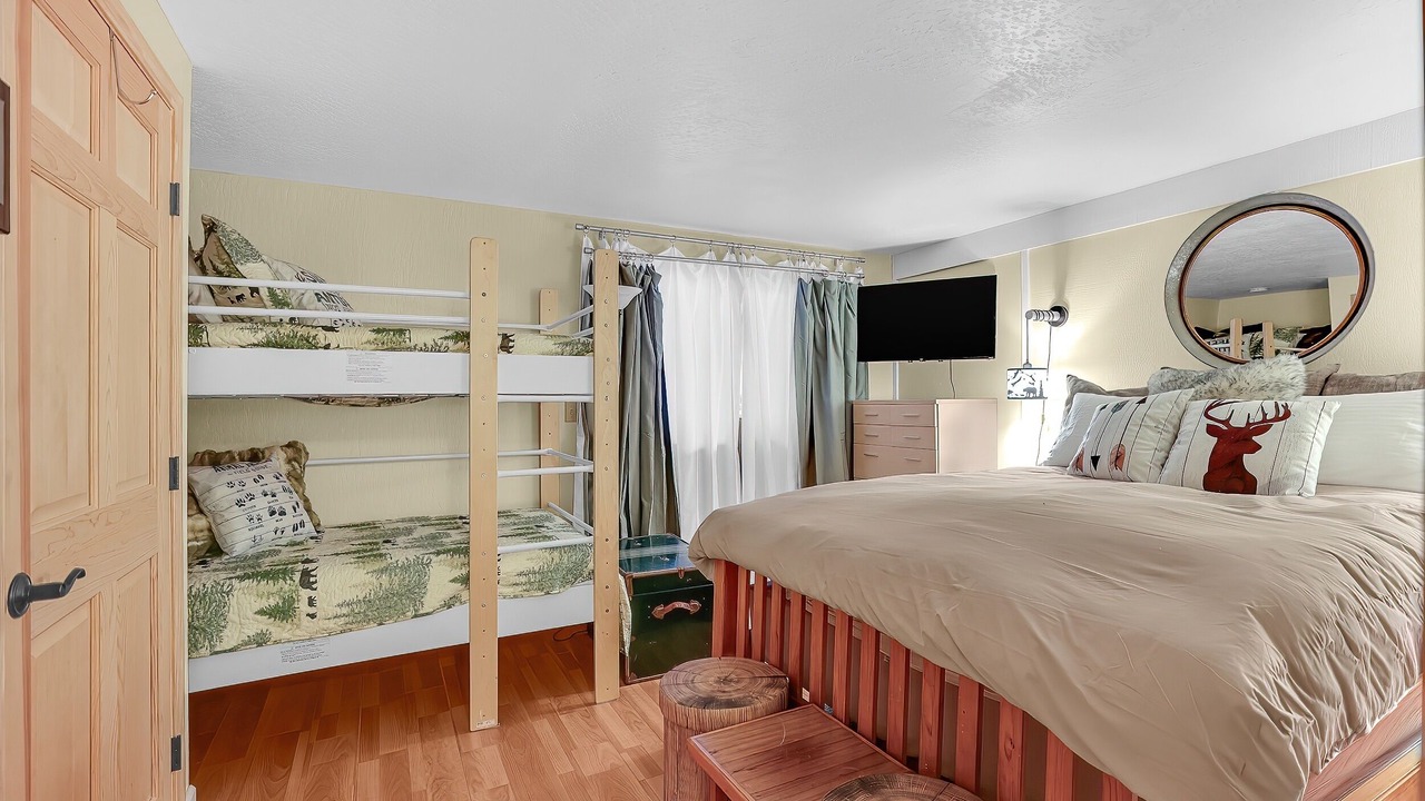 Photo of Bedroom in Bear Valley