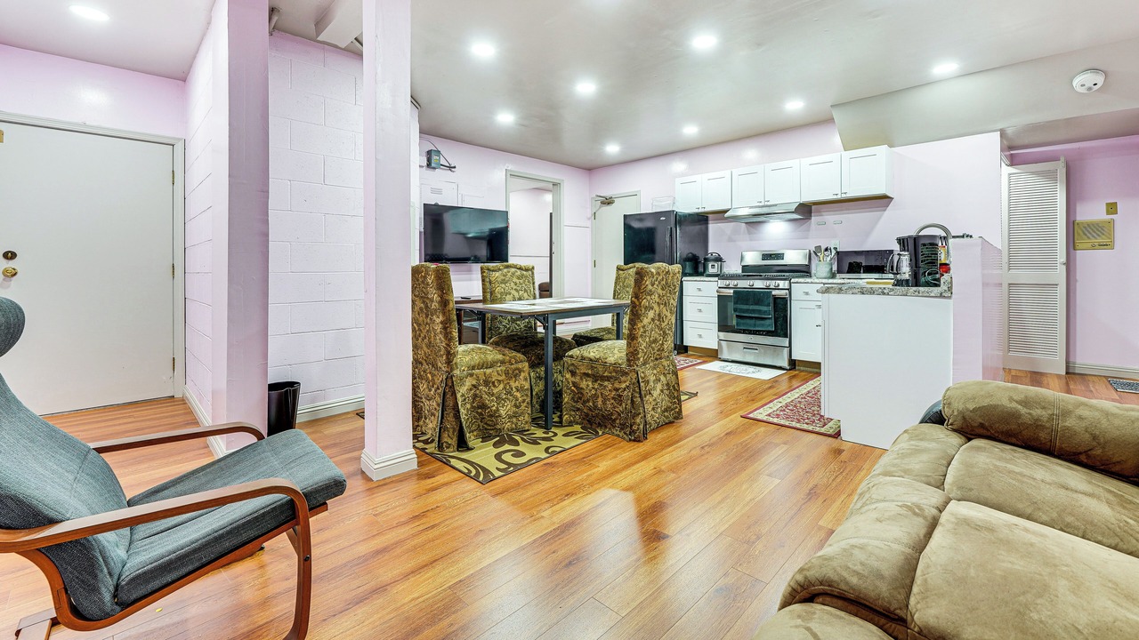 Photo of Bedroom in Castro Valley