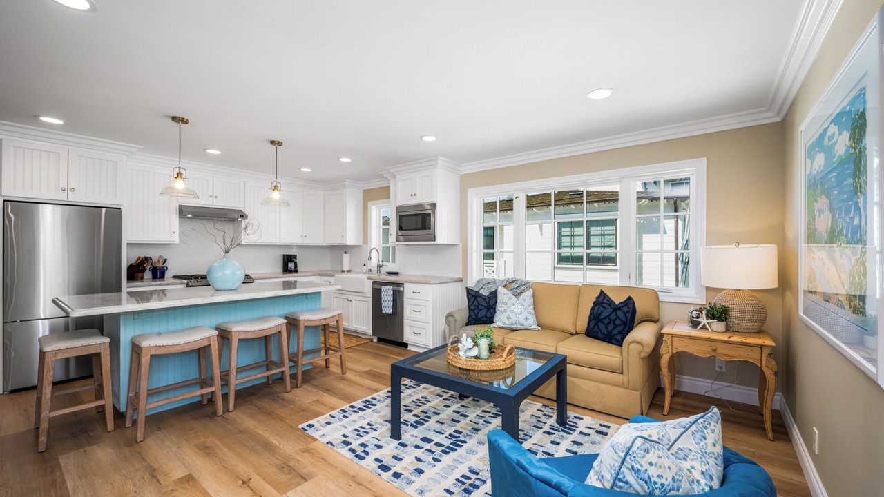 Photo of Livingroom in Newport Beach