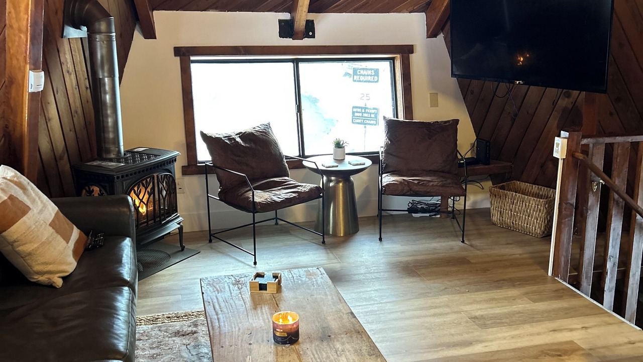 Photo of Livingroom in Mammoth Lakes