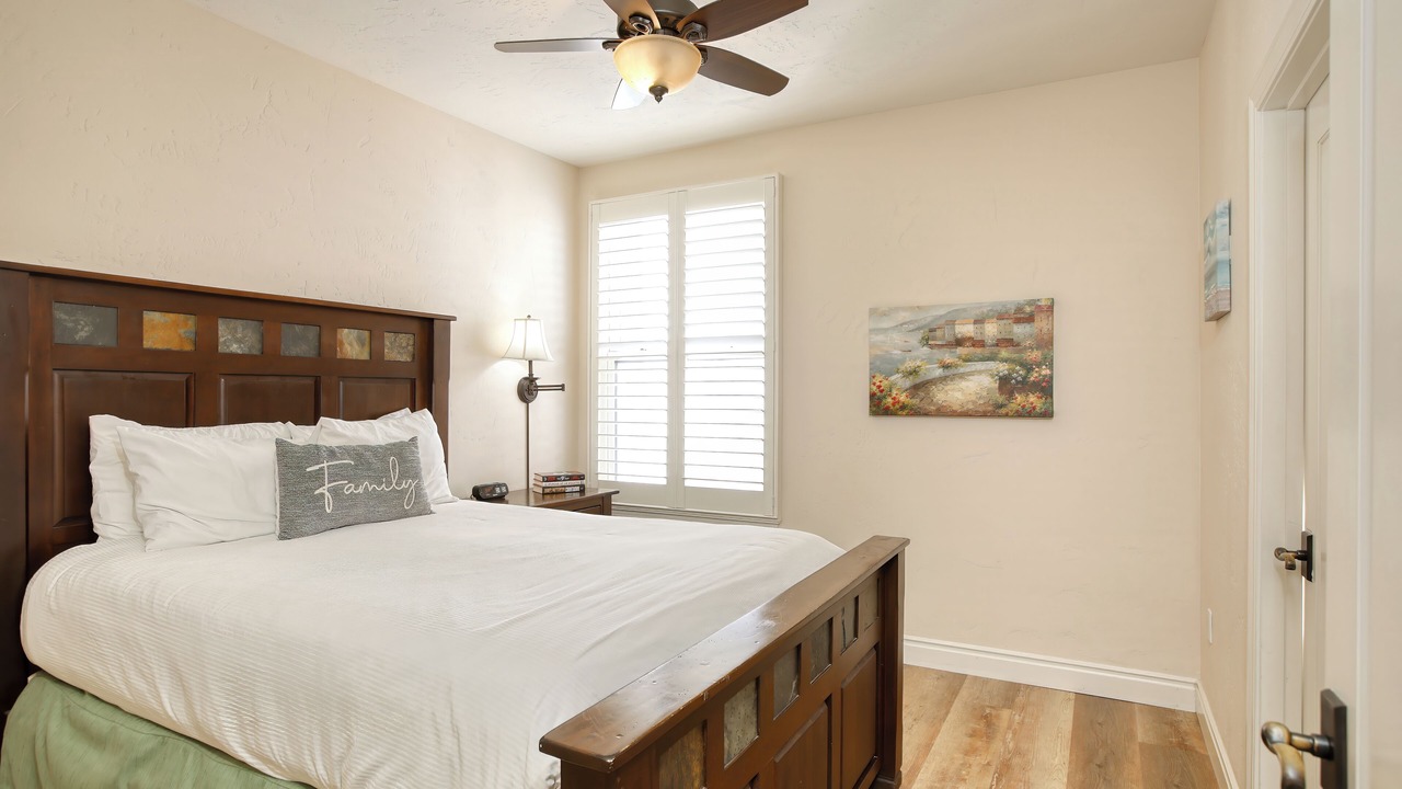 Photo of Bedroom in Downtown