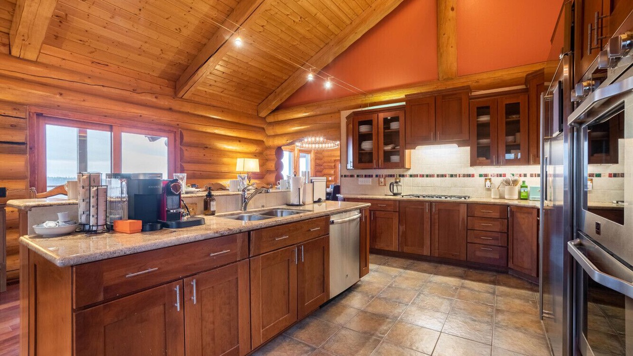 Photo of Kitchen in Volcano