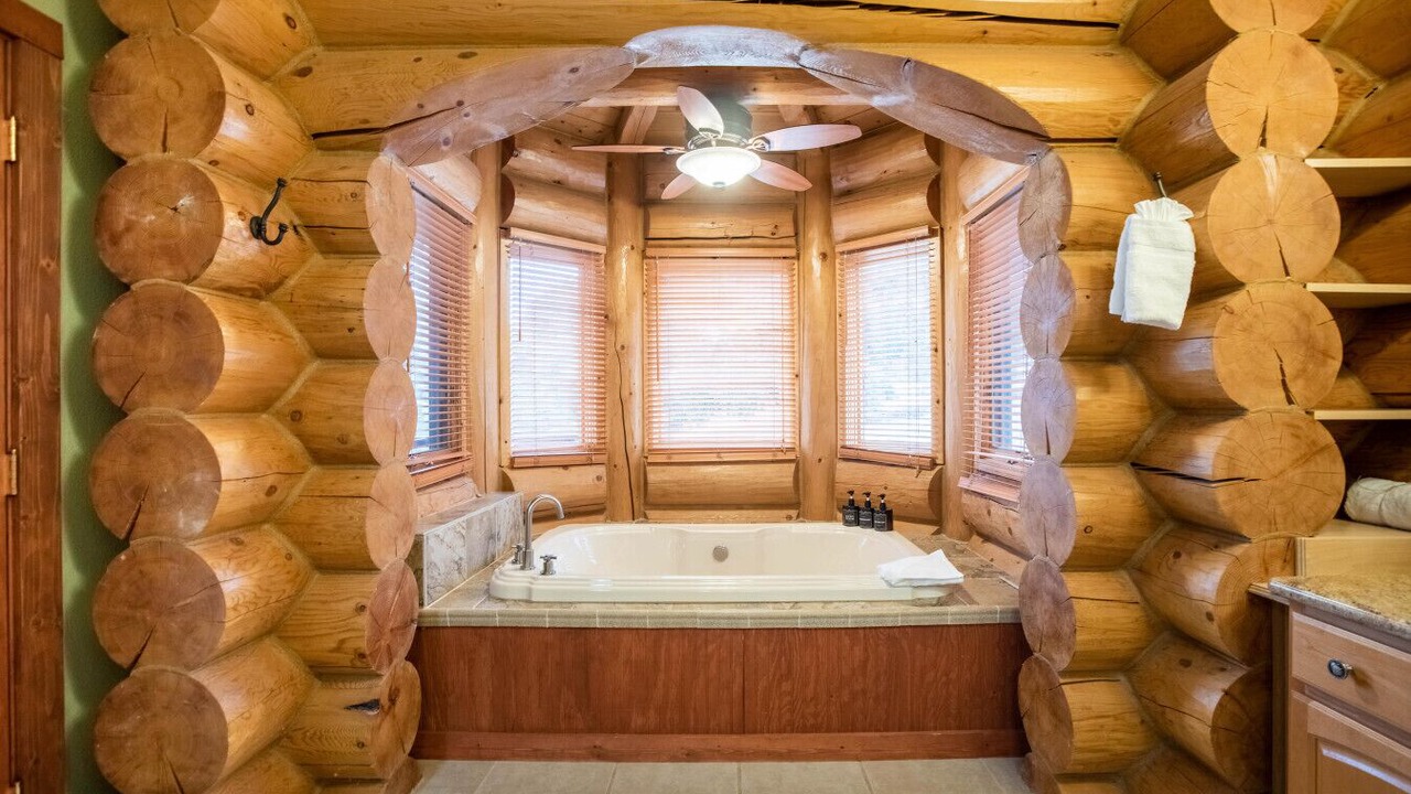Photo of Bathroom in Volcano