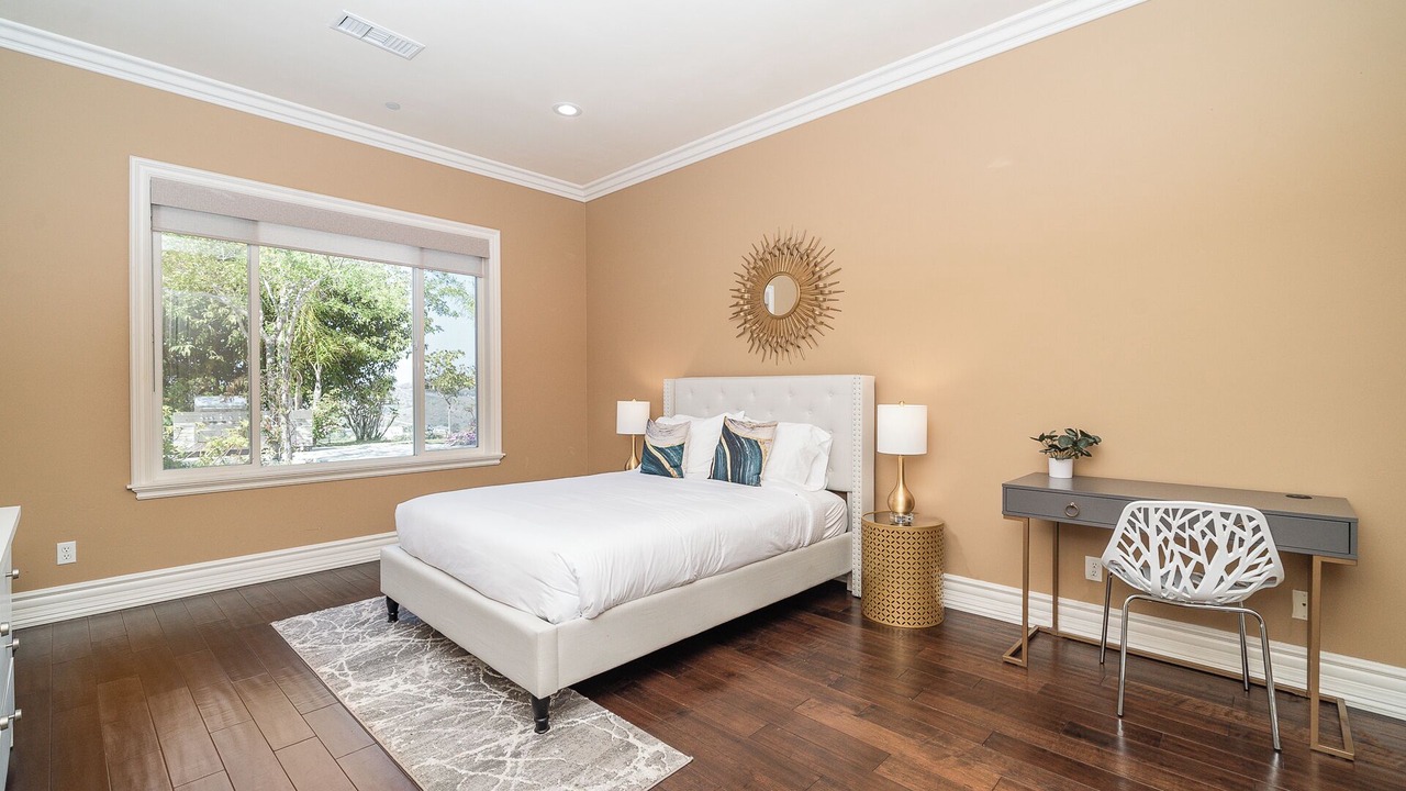 Photo of Bedroom in Vista