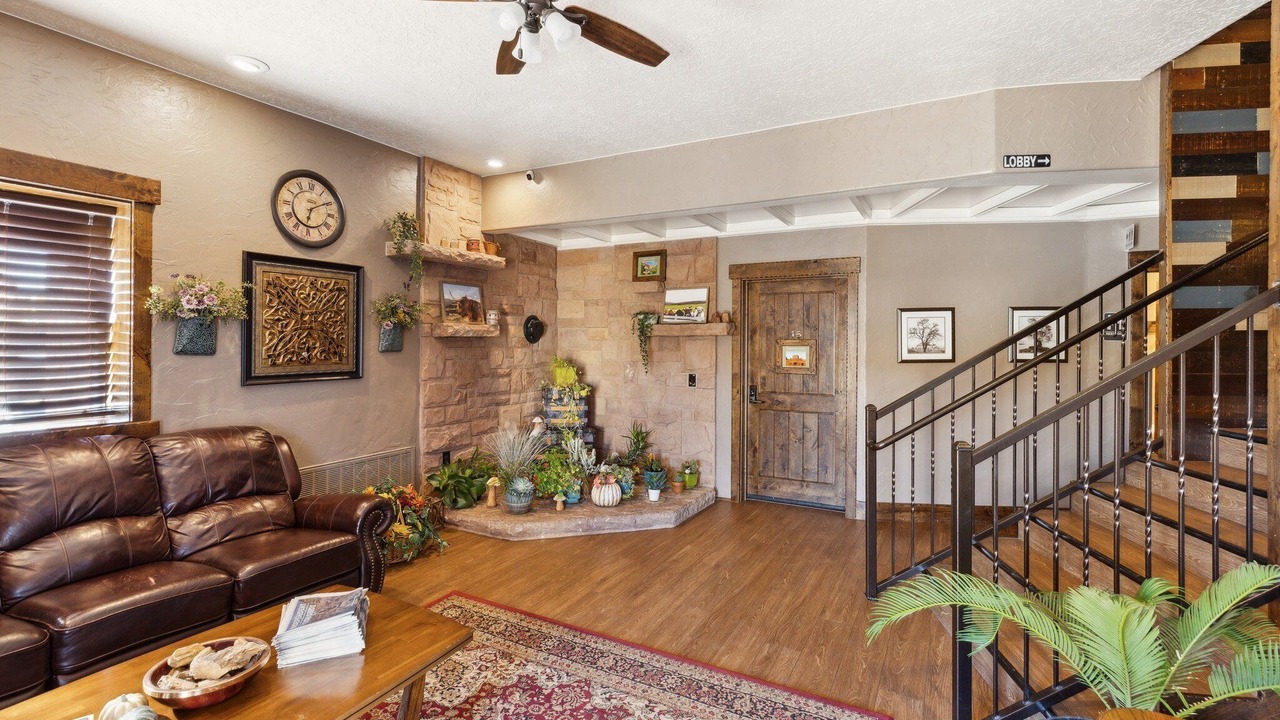 Photo of Bedroom in Hildale