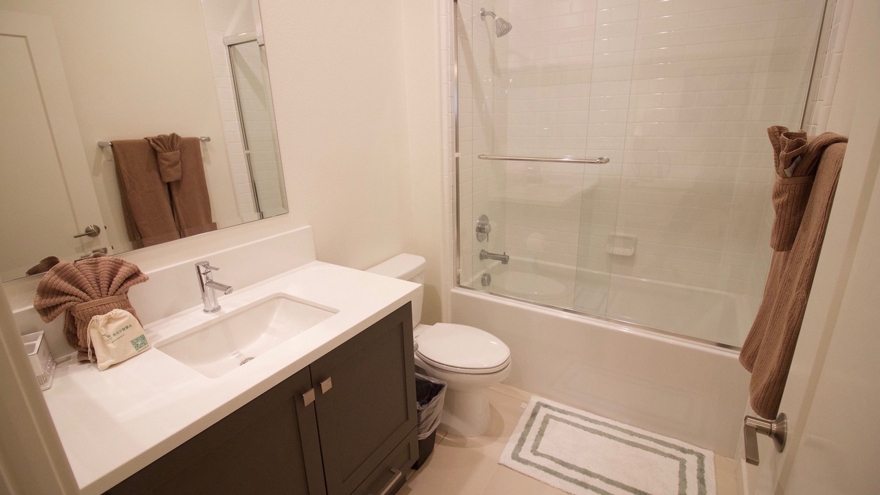 Photo of Bathroom in Portola Springs