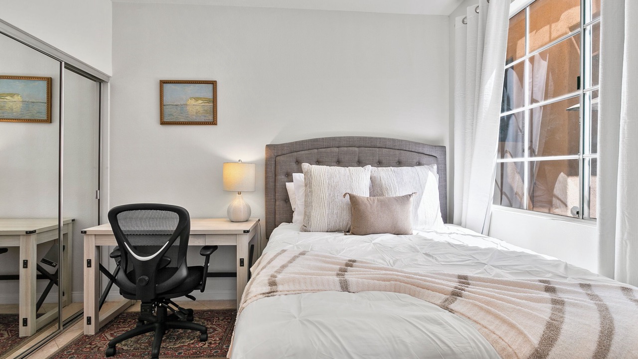 Photo of Bedroom in El Camino Real