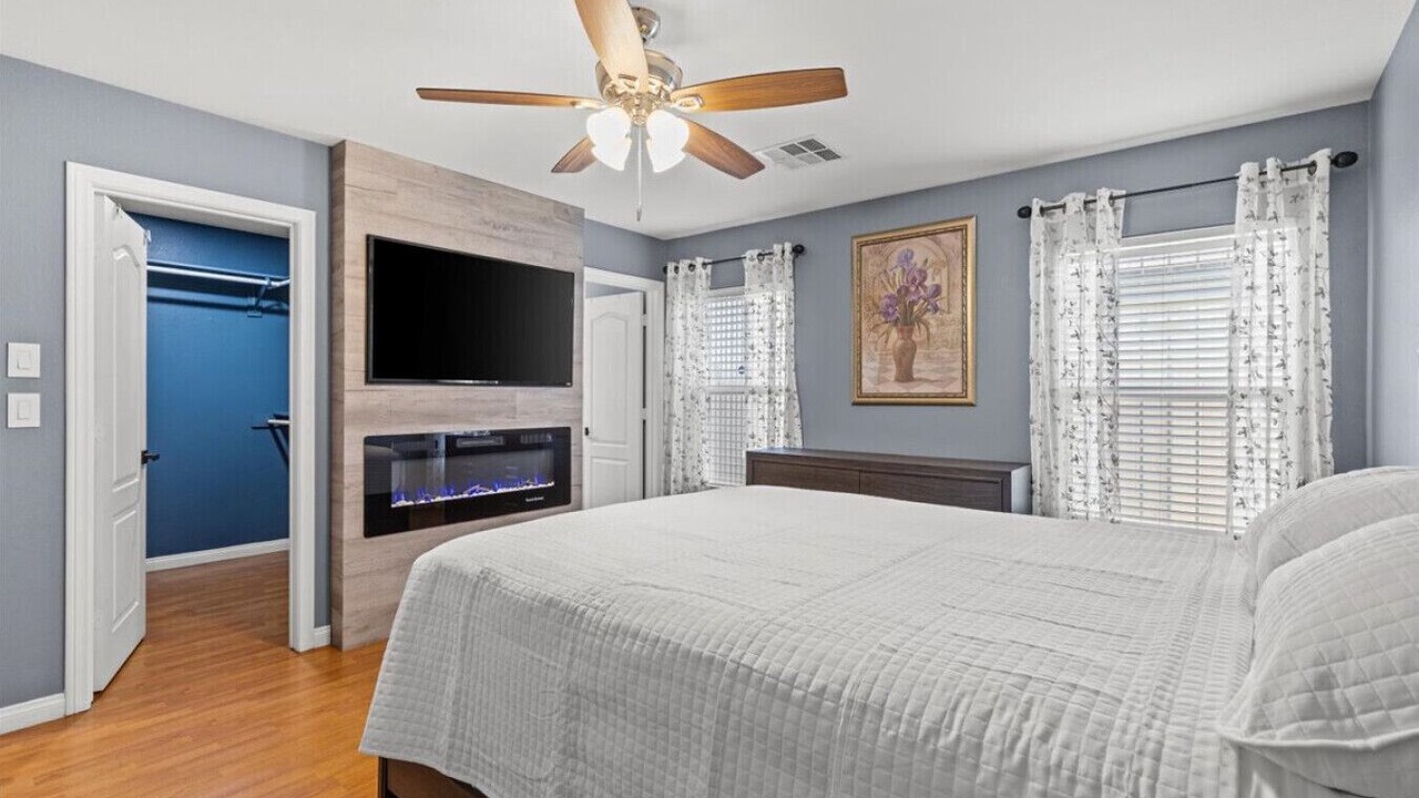 Photo of Bedroom in Sunrise Manor