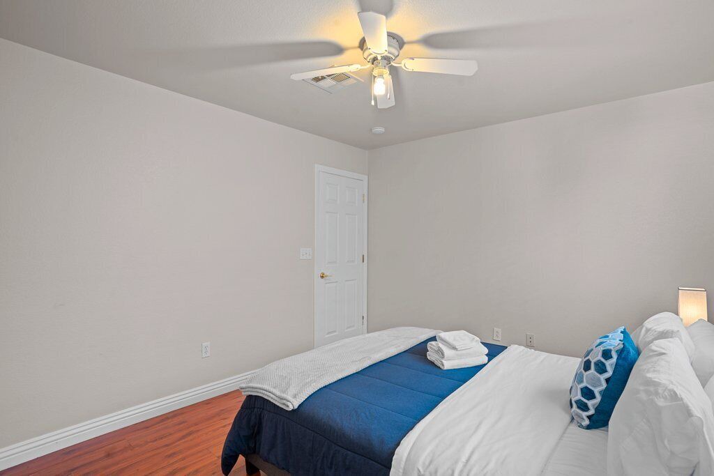 Photo of Bedroom in Spring Valley