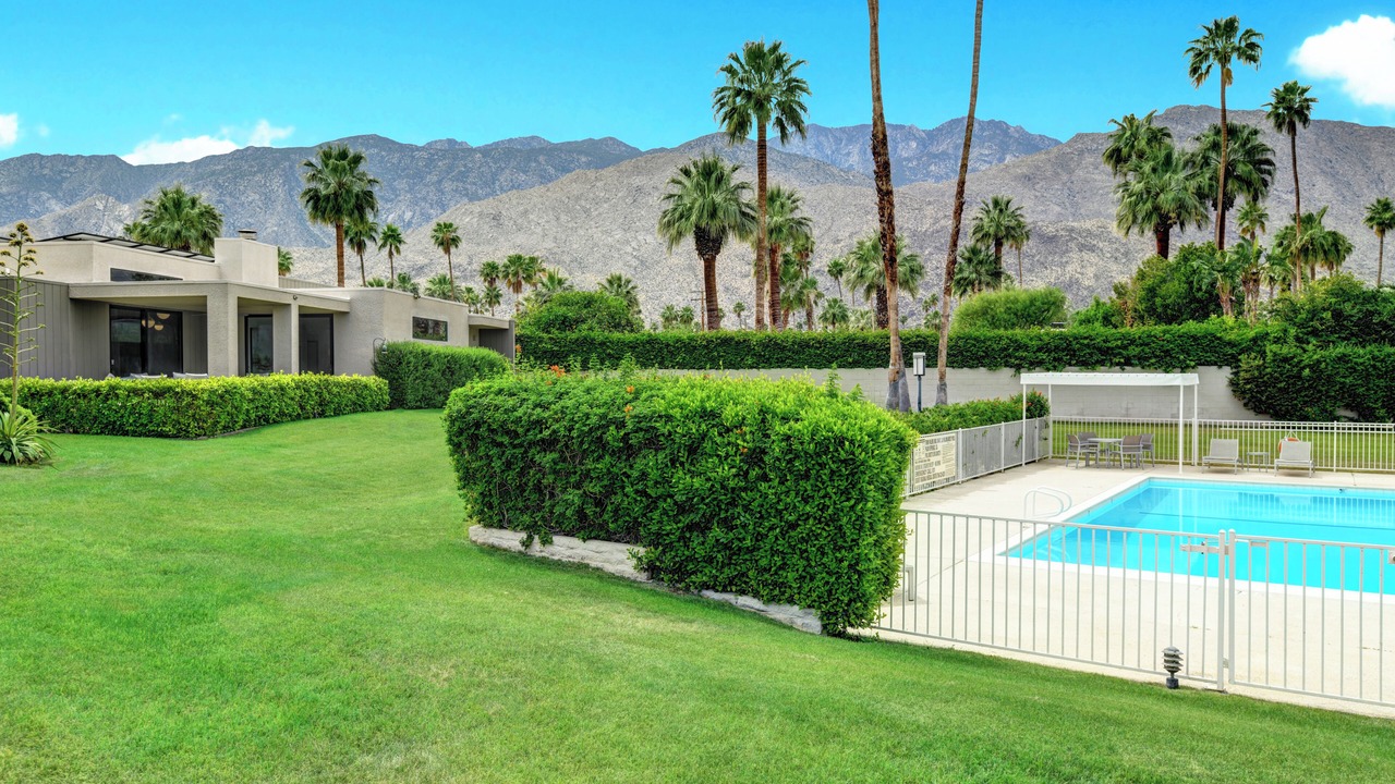 Photo of Outdoor in Twin Palms