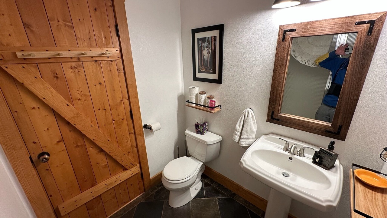Photo of Bathroom in Dorrington