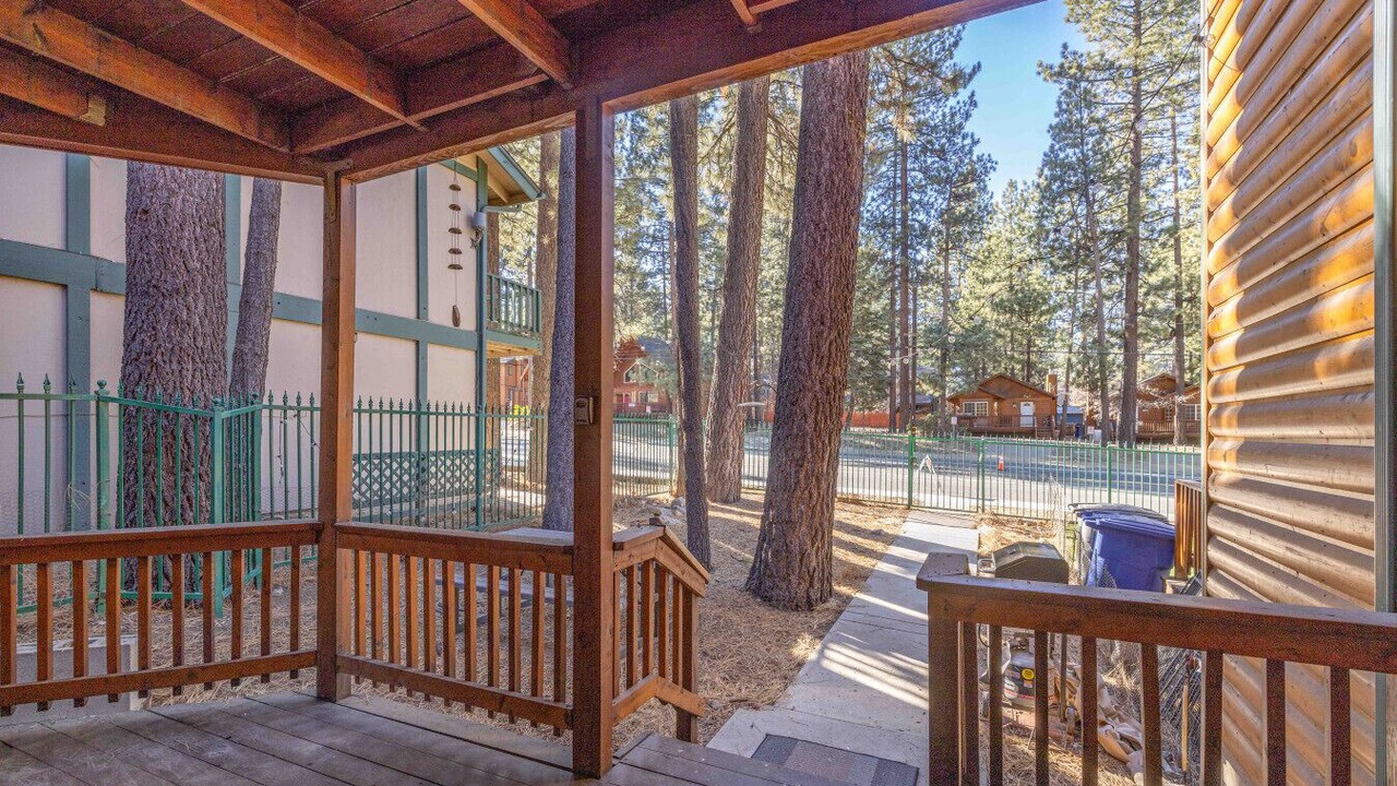 Photo of Patio Balcony in Summit Estates