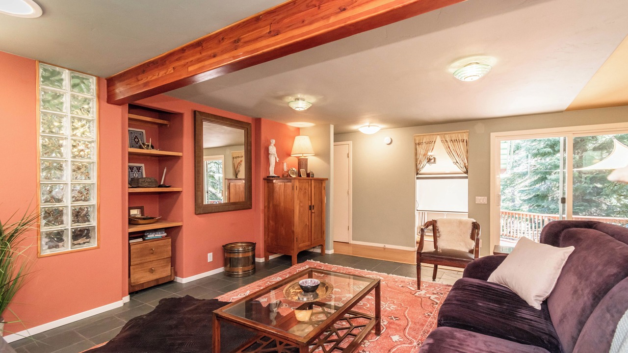 Photo of Livingroom in Cedar Ridge