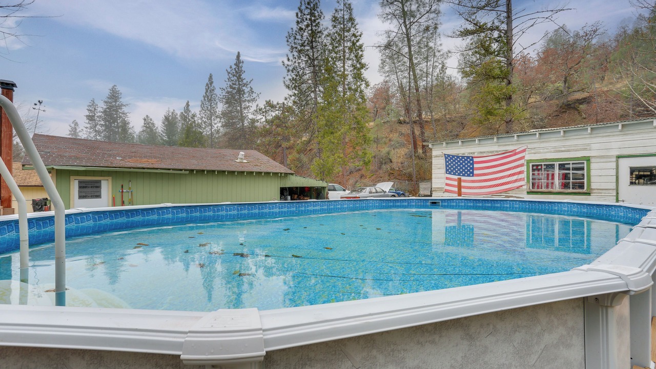 Photo of Outdoor in Weaverville
