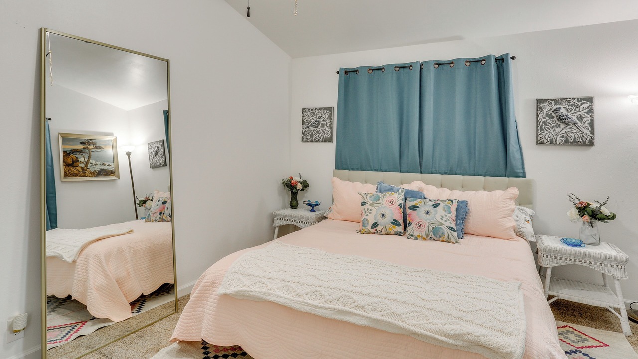 Photo of Bedroom in Weaverville