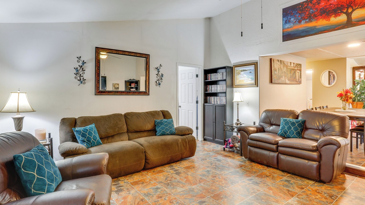 Photo of Livingroom in Weaverville
