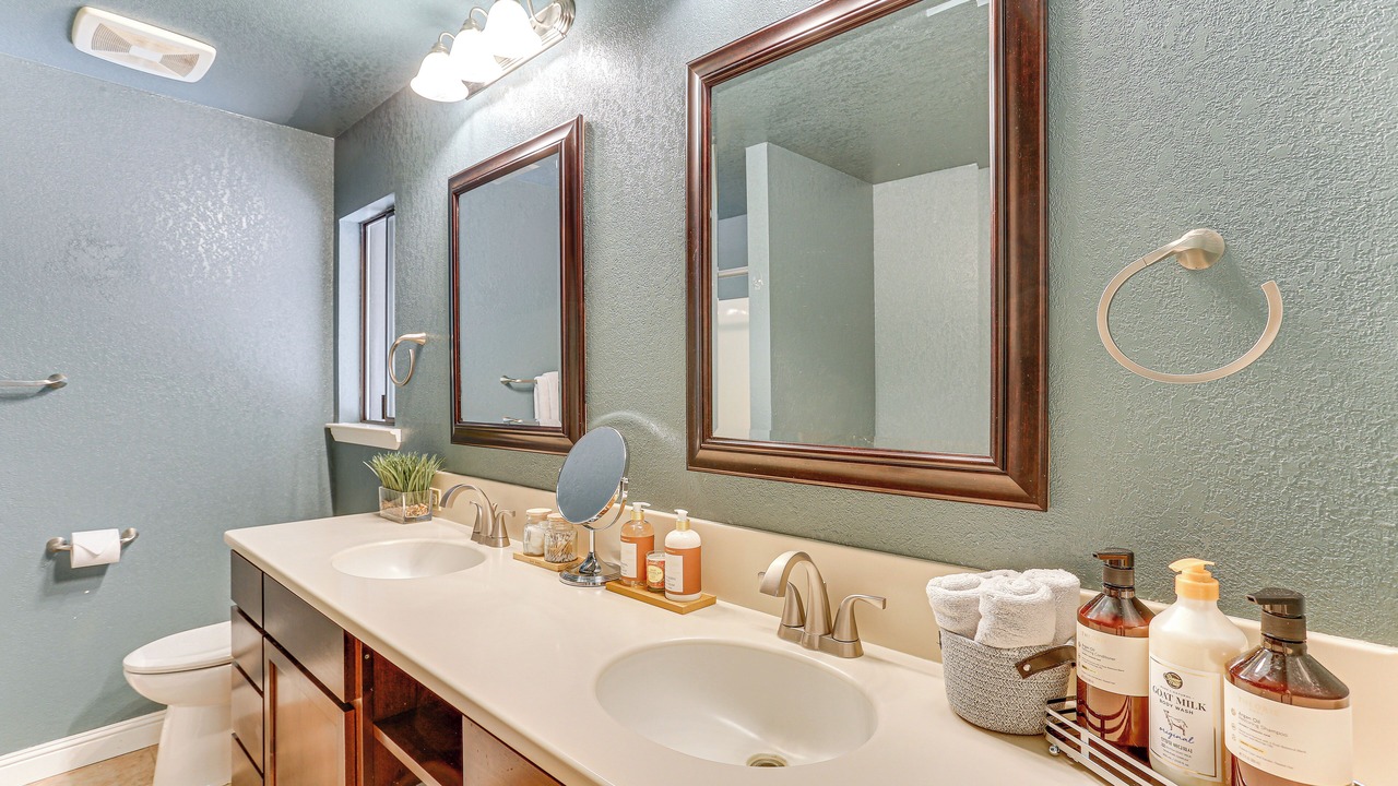Photo of Bathroom in Lakehead