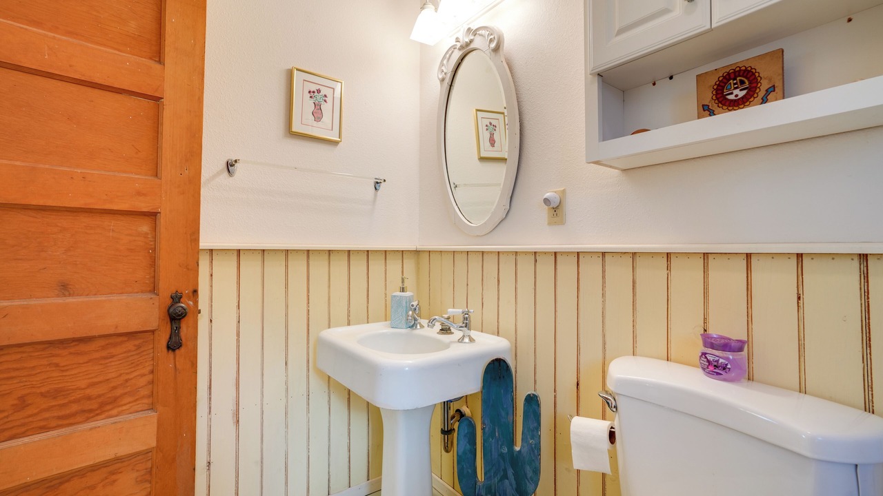 Photo of Bathroom in Yarnell