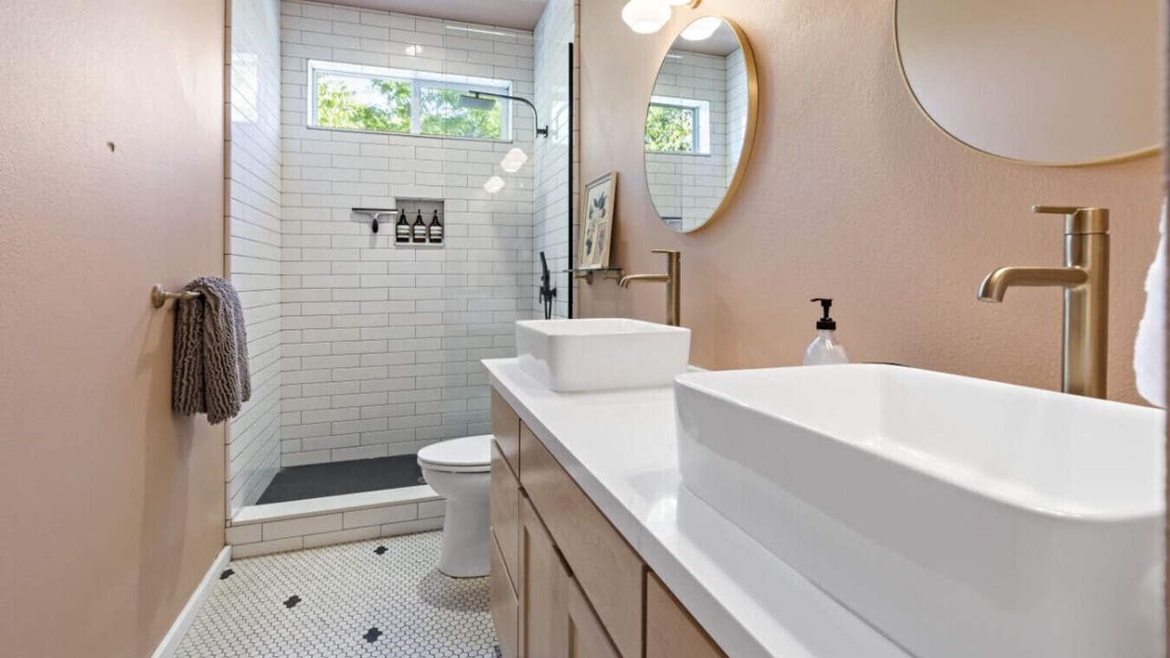 Photo of Bathroom in Downtown