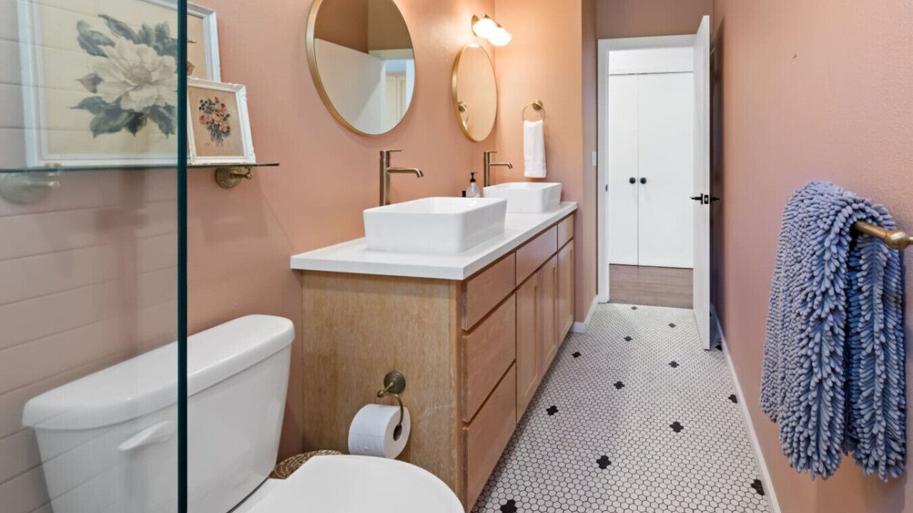 Photo of Bathroom in Downtown