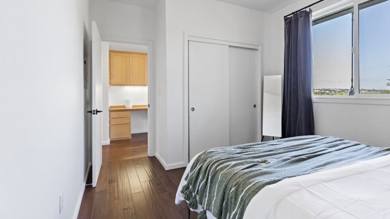 Photo of Bedroom in Downtown
