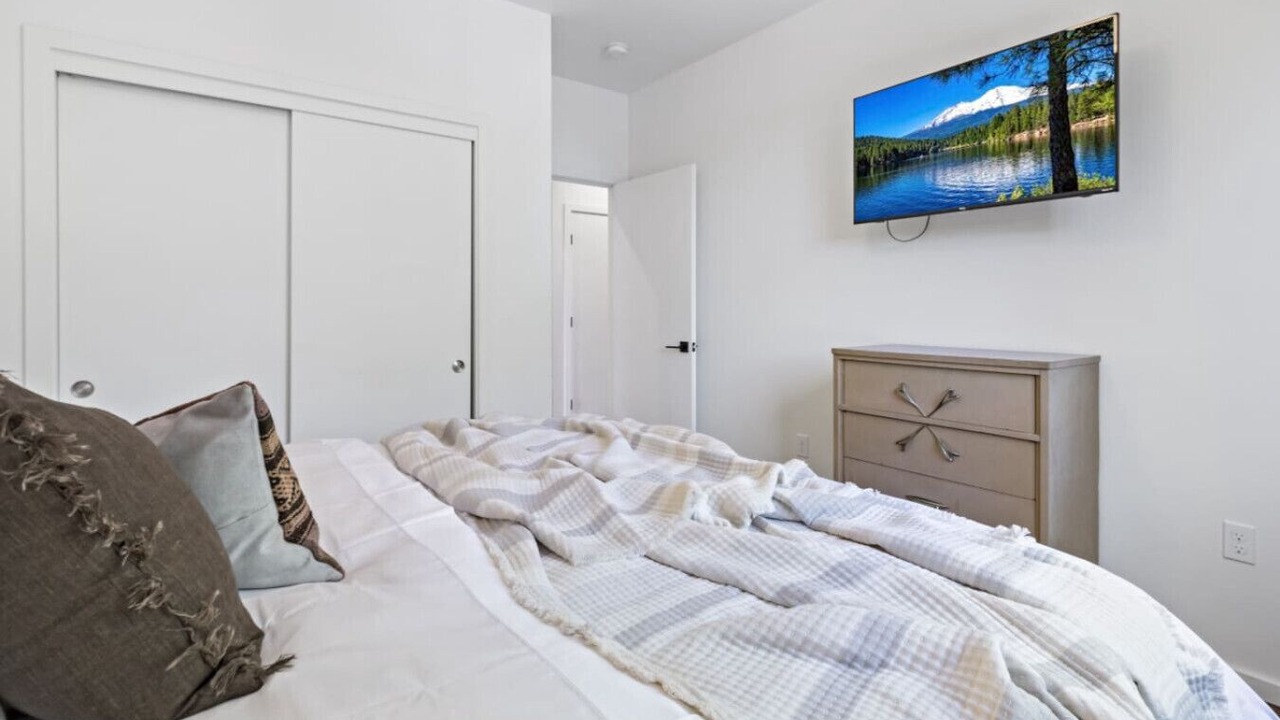 Photo of Bedroom in Downtown