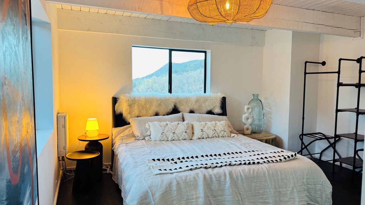 Photo of Bedroom in Cherry