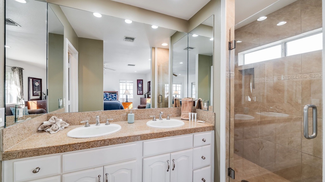 Photo of Bathroom in Desert Park Estates