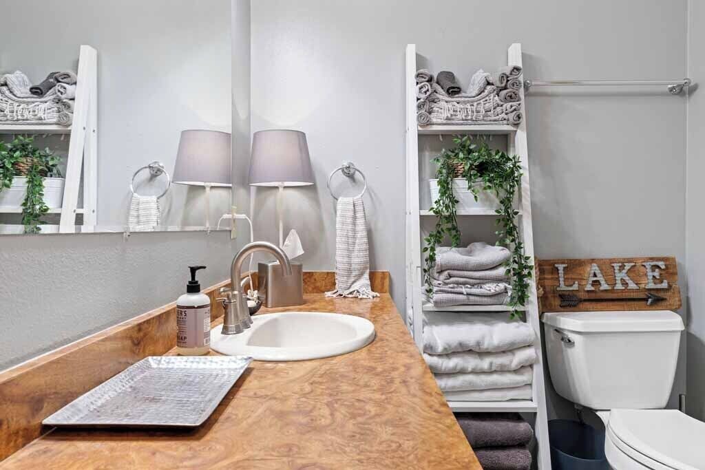 Photo of Bathroom in Hamilton Branch