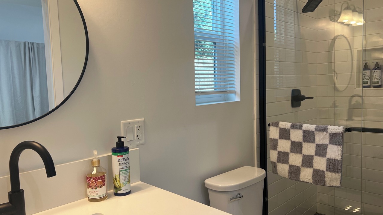 Photo of Bathroom in Temple City