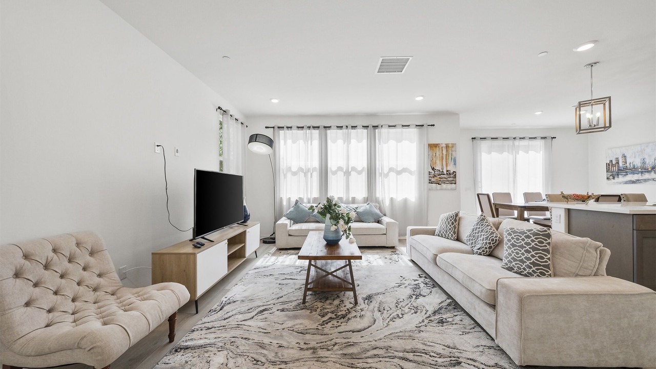 Photo of Livingroom in Upland