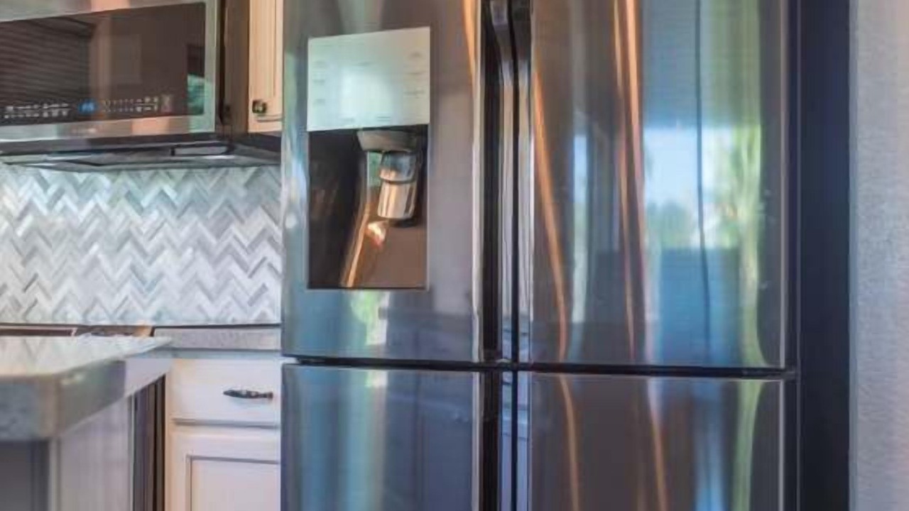 Photo of Kitchen in Sun Groves