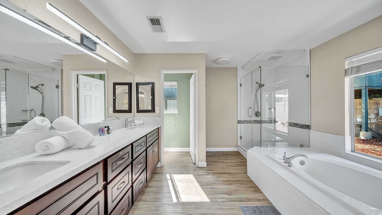 Photo of Bathroom in Corona