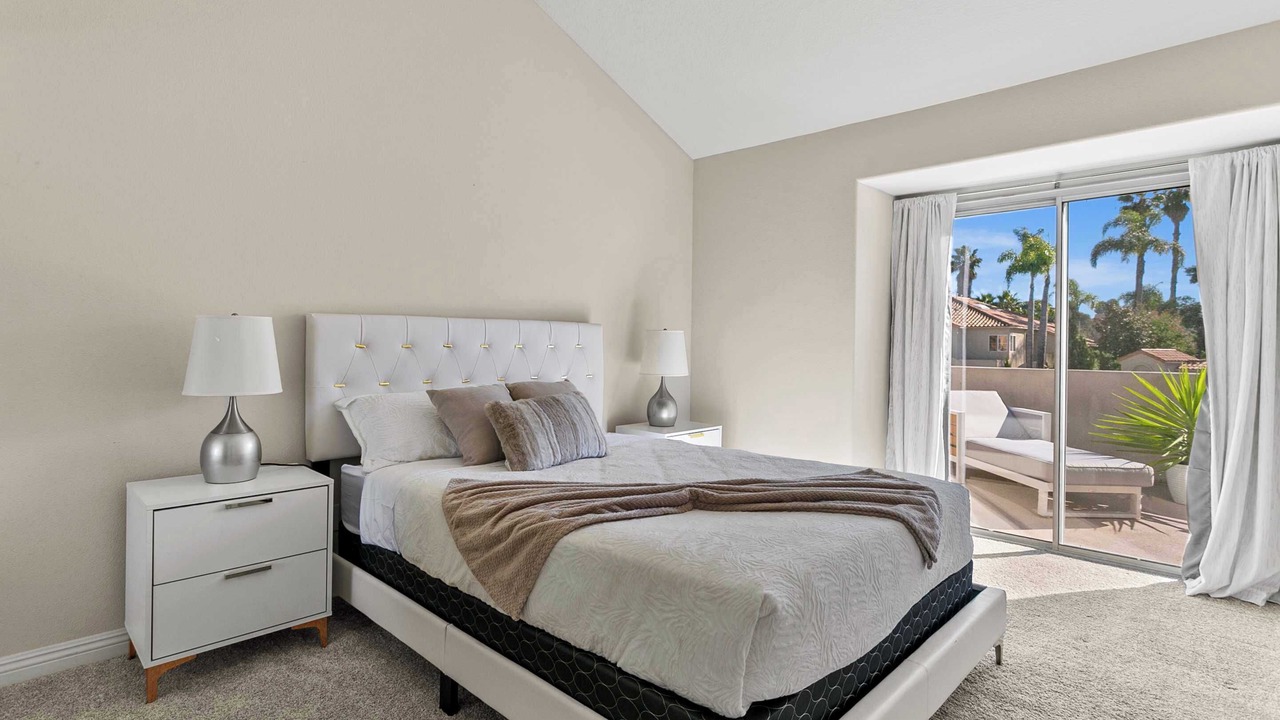Photo of Bedroom in Laguna Niguel