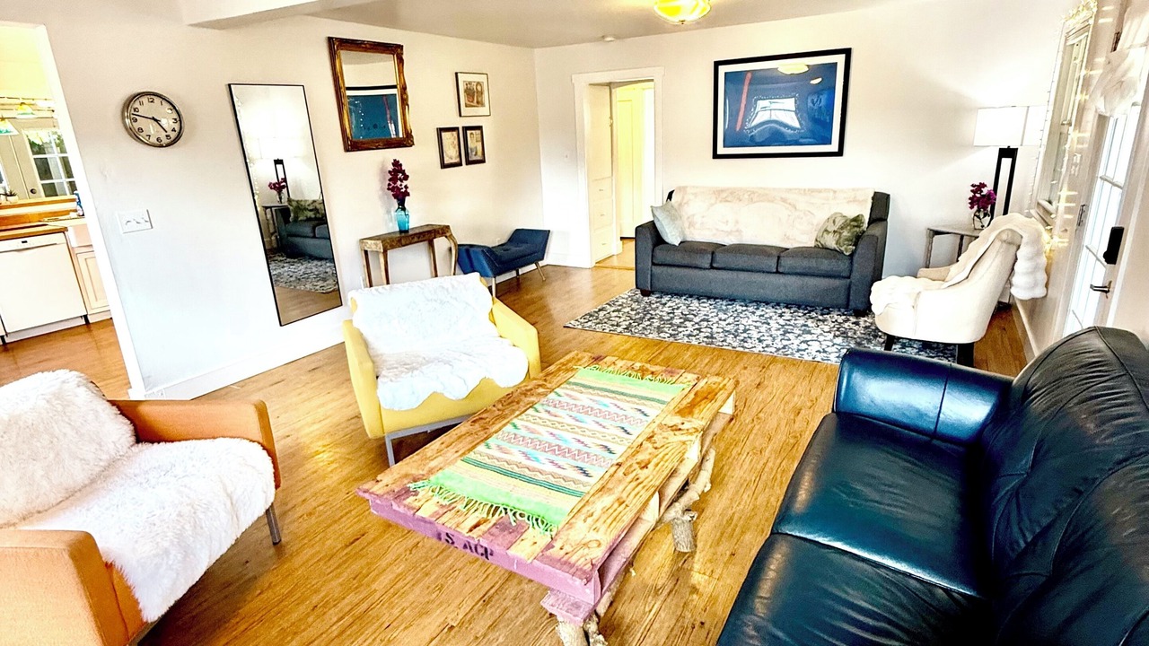 Photo of Livingroom in Southeastern Sacramento