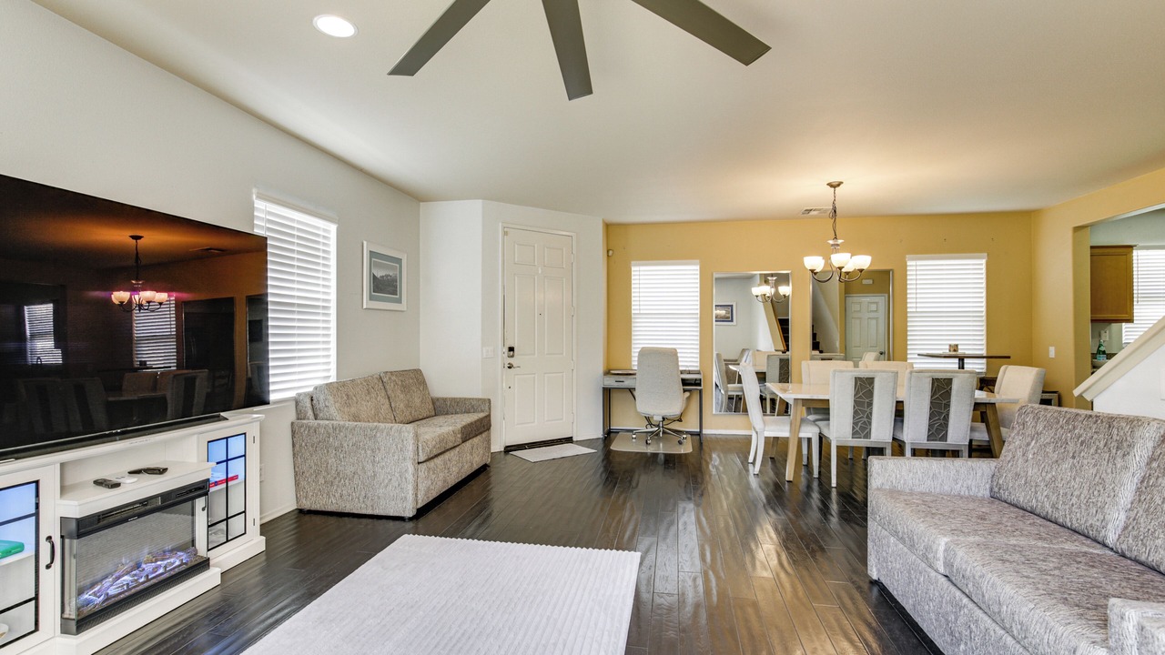 Photo of Livingroom in Otay Ranch