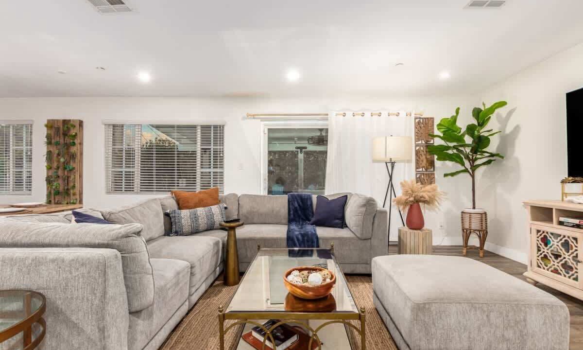 Photo of Bedroom in Scottsdale Estates Nine