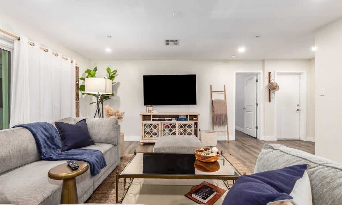 Photo of Bedroom in Scottsdale Estates Nine