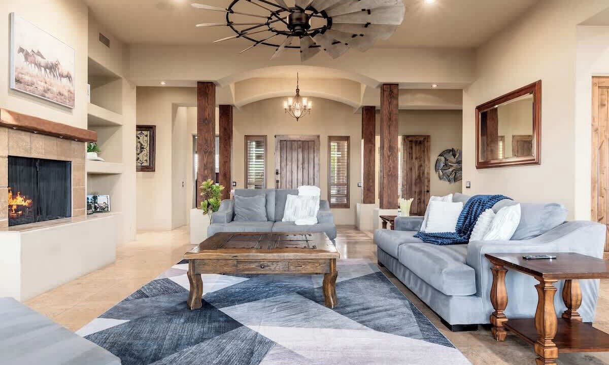 Photo of Livingroom in Rio Verde Foothills